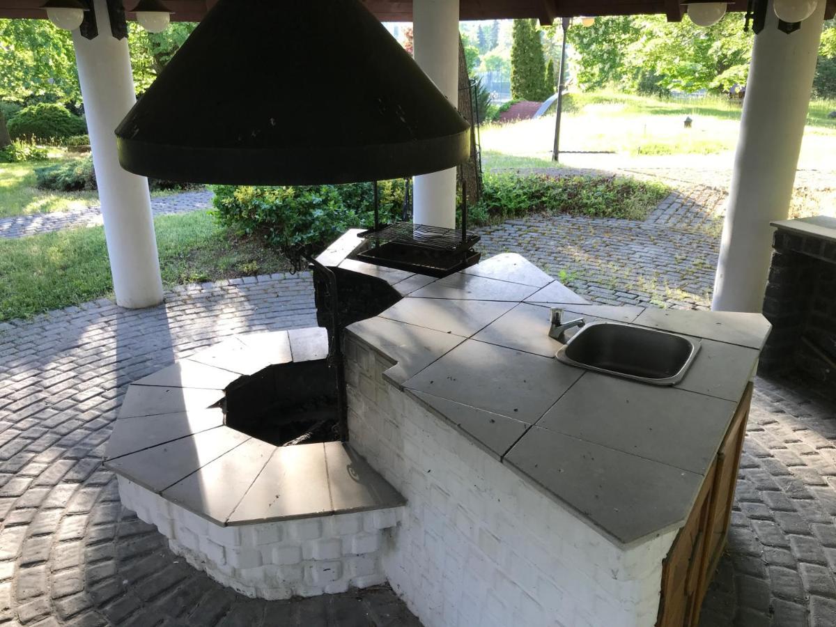 Imola Garden Vendeghaz Hotel Balatonfured Bagian luar foto